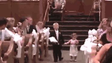 前任结婚前送我礼物留念,给前任的新婚礼物