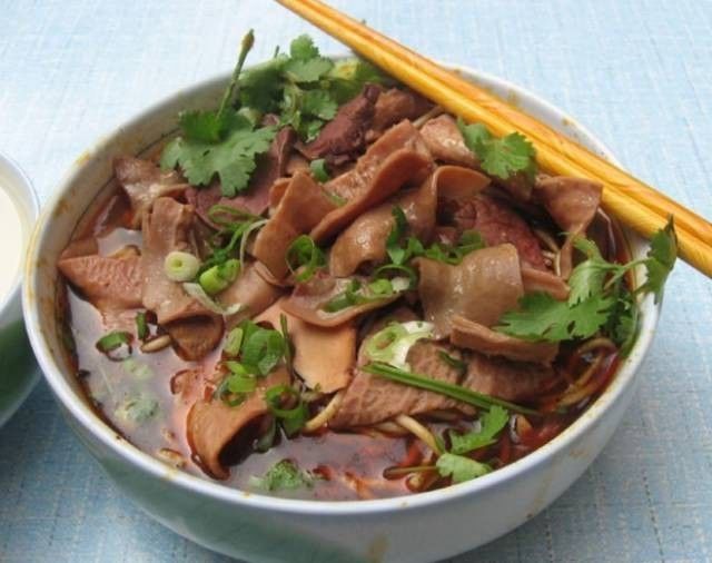 美好的假期从一束花开始,美好的假期从早餐开始