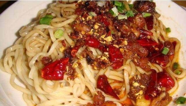 美好的假期从一束花开始,美好的假期从早餐开始