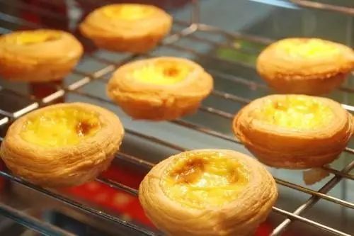 “不等吃到嘴里，看着就让人眼馋”