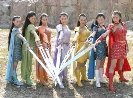 林依晨吃烤地瓜,林依晨烤地瓜