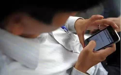 手机贴膜之前要不要贴保护膜,手机贴膜有用吗有必要贴吗