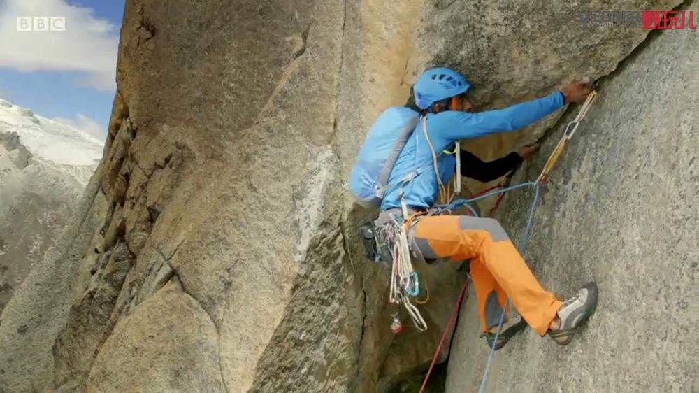 lasportiva登山鞋与lowa比较,lasportiva中帮鞋怎么样