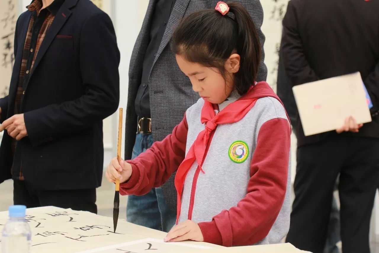 一周播报39期｜苏宁云商落户、秋季花展、书法展、港澳签注便捷化……国际化青白江给你好看！