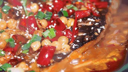 餐厅亏损的4大原因,餐饮店亏损是关店还是挽救