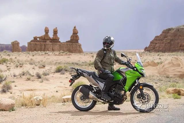 2018年川崎拉力摩托车x300,川崎versys1000摩托车评测