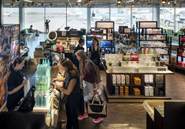 秋日福利｜史基浦机场黄金周，购物乐翻天！