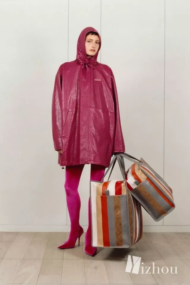 巴黎世家又丑又贵的产品,巴黎世家丑爆又贵实测