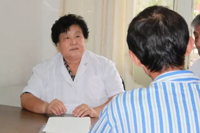 老年免费义诊活动通知,老人便秘去医院咋看