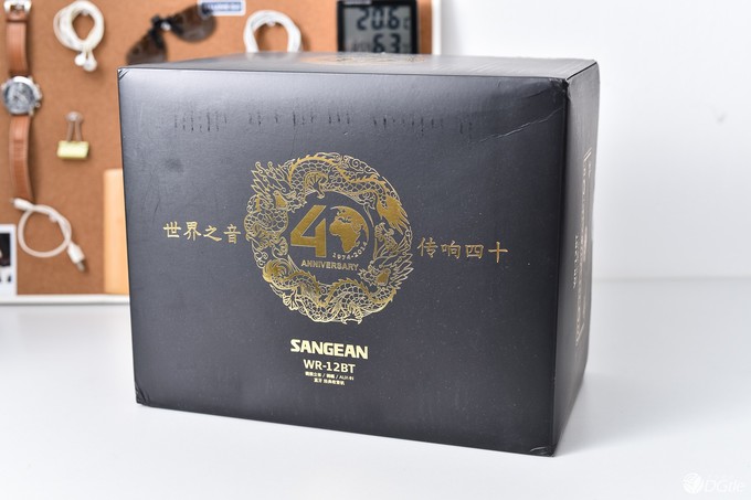 听见好时光不适时宜地入了一台蓝牙收音机