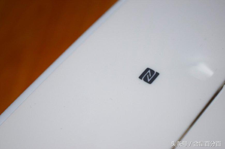 实用！新老功能结合的RSRDD515多功能苹果DVD迷你组合音响