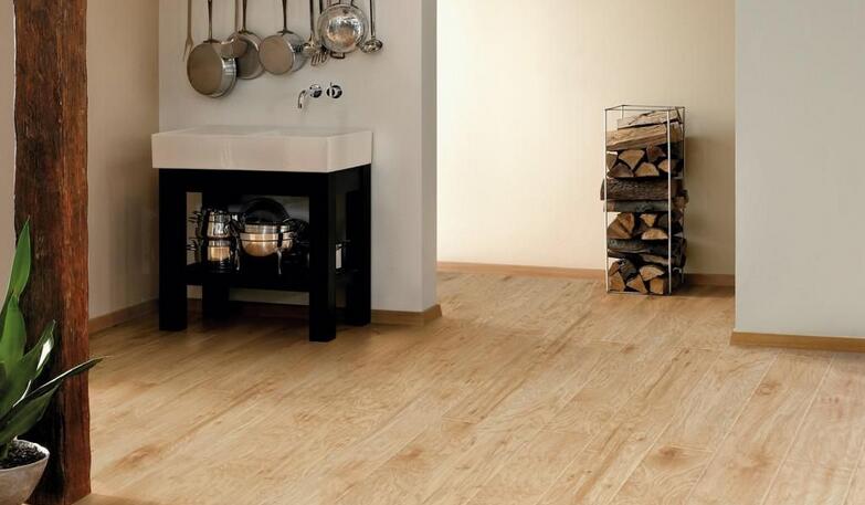 橡木地板和榆木地板哪个好看,橡木和榆木地板哪个好一点