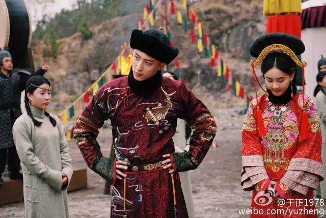 韩东君和黄景瑜认识吗,黄景瑜和韩东君谁红