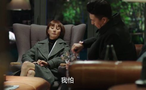 我的前半生唐晶十年感情结束了,我的前半生唐晶左手牵右手