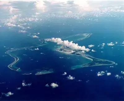 海底是个什么什么的世界,海底是个怎样的世界它有什么秘密