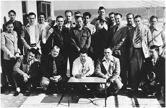 从私酒贩子逃匿到全美竞速盛宴，纳斯卡给了中国原创赛事哪些启示？｜商圈