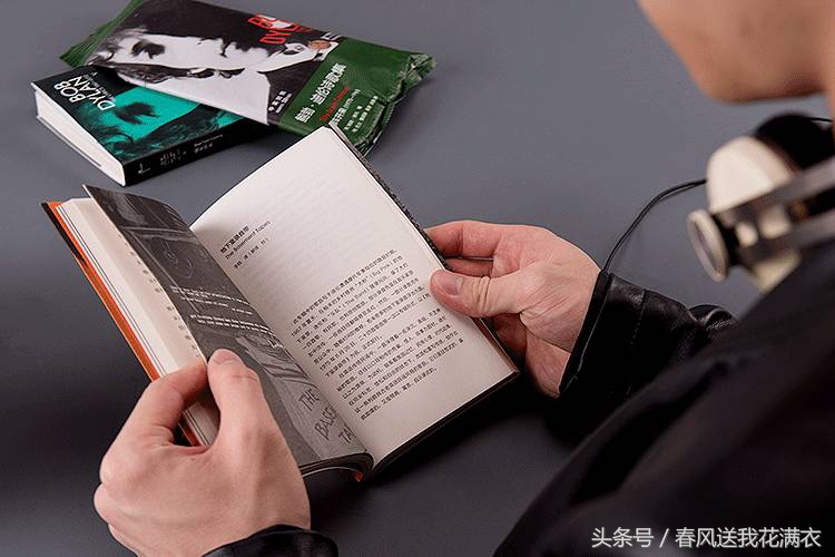 鲍勃迪伦获诺贝尔文学奖现场,鲍勃迪伦获得诺贝尔文学奖的歌曲