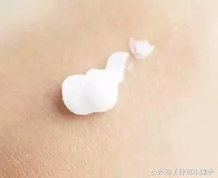 娜扎白到发光完全版,想像古力娜扎一样白得发光