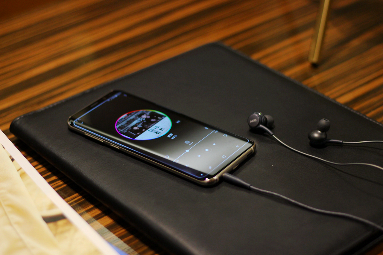 三星盖乐世s8测评,三星盖乐世s8图片