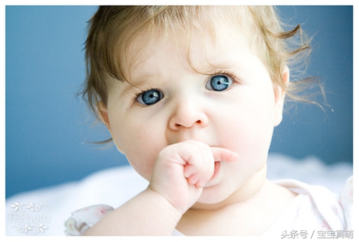 宝宝出现哪些异常时要报告,宝宝出现哪些行为需要注意