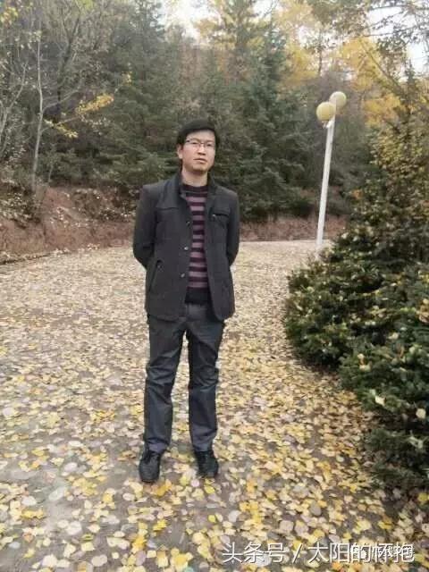 强力推出《底线文学》赵海龙的散文专刊