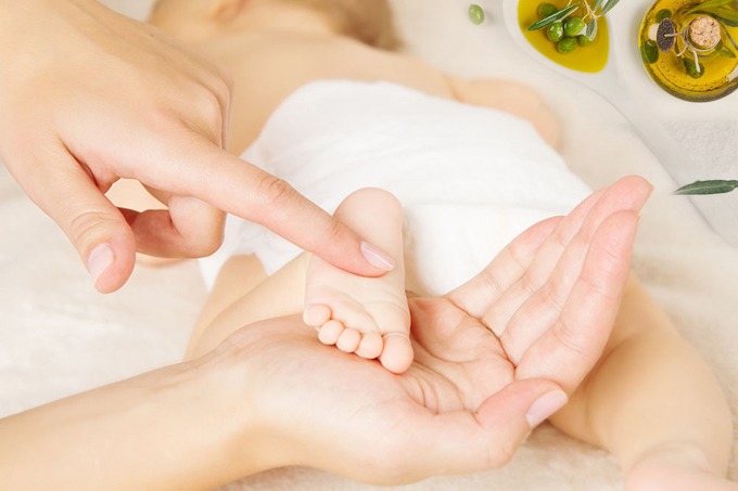 橄榄油和婴儿抚触油一样吗,橄榄油和妊娠油