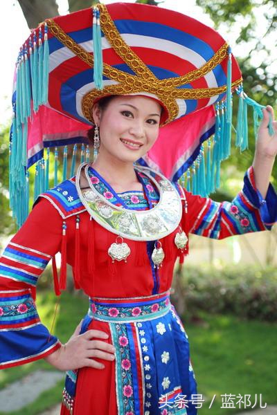 最好看的少数民族服饰,少数民族的华丽服饰穿上就是漂亮