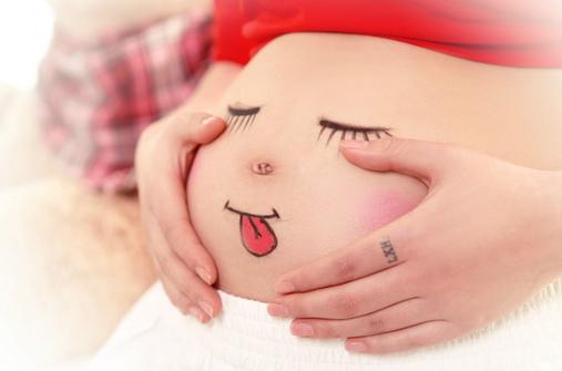 胎动的10个小秘密,胎宝宝在孕期的三个小秘密