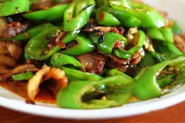 你会选择在南宁和300万人“假装生活”还是和我一起出逃到海岛呢！