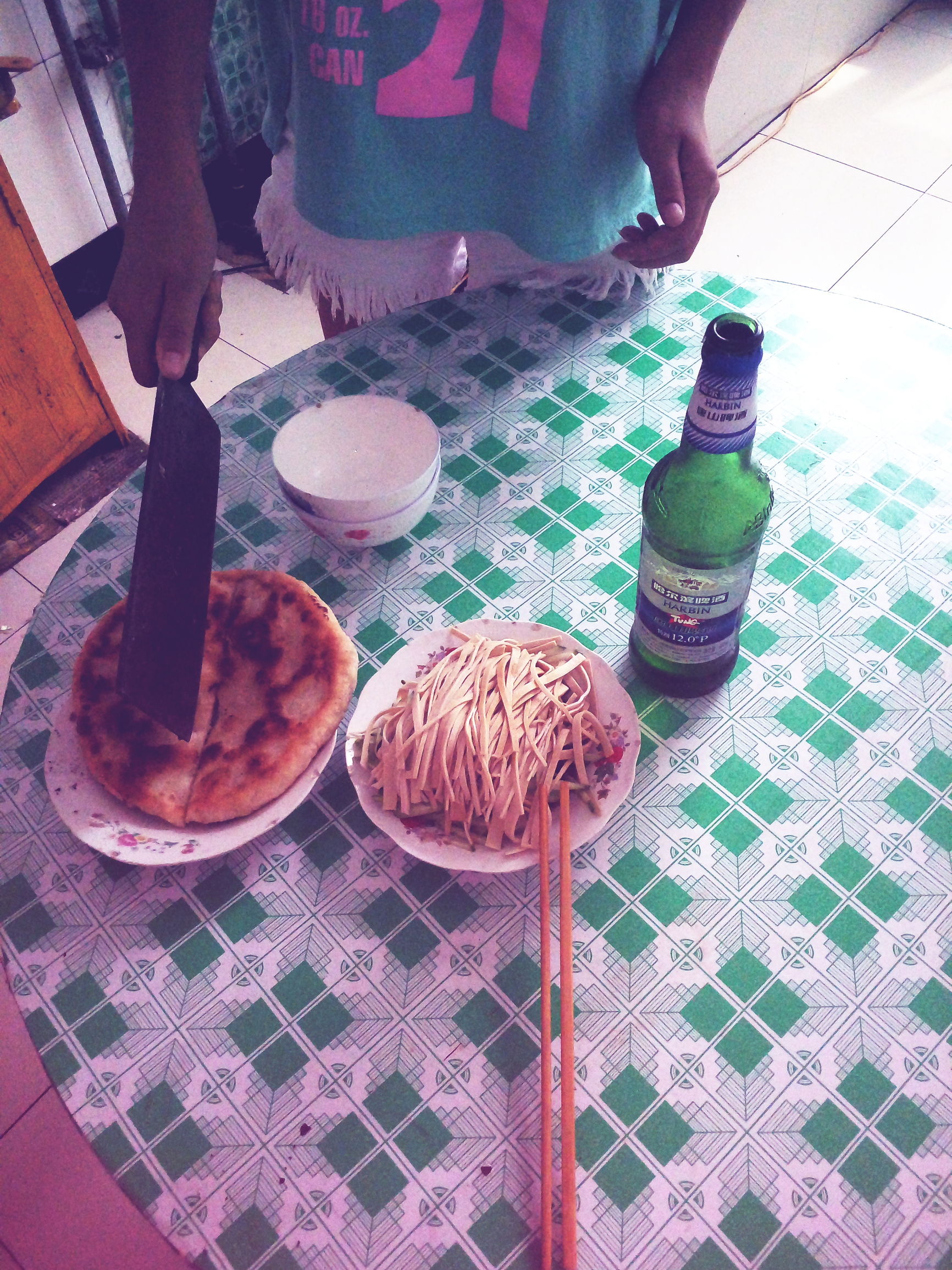 替24岁小姨子出气怒捅马蜂窝，白吃大肉饼还得到一宝贝