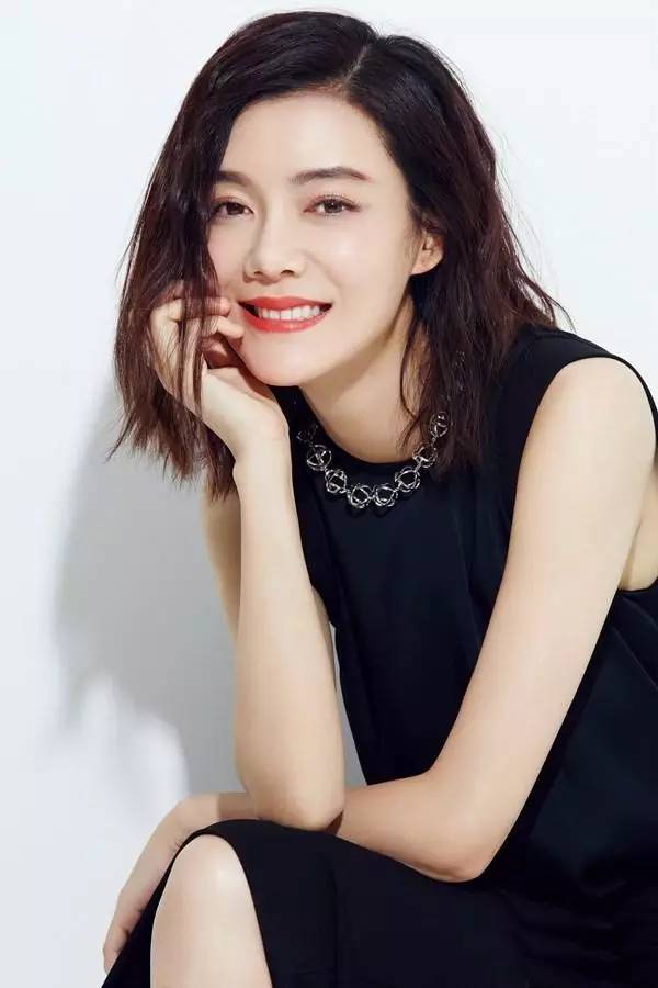 车晓近照2019,39岁车晓晒美照离开豪门9年仍单身