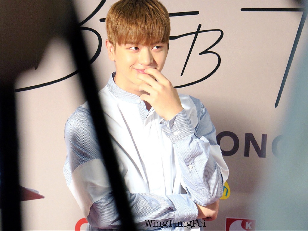 明明靠颜值他偏要靠才华,明明能够靠颜值可他偏要靠才华