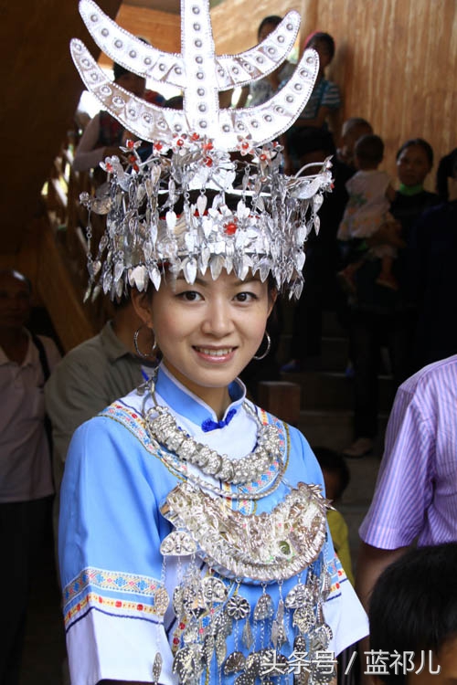 最好看的少数民族服饰,少数民族的华丽服饰穿上就是漂亮