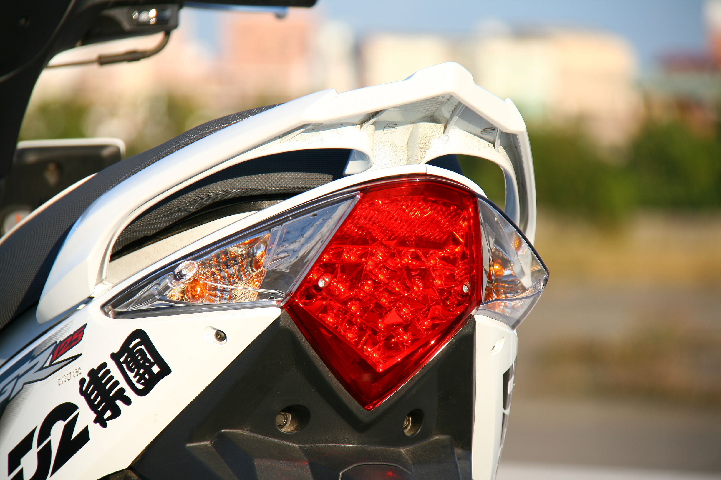 小丙测评续航,小丙评测just1