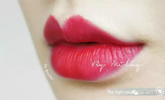唇色深厚唇合适什么色的口红,唇色深素颜口红不沾杯推荐