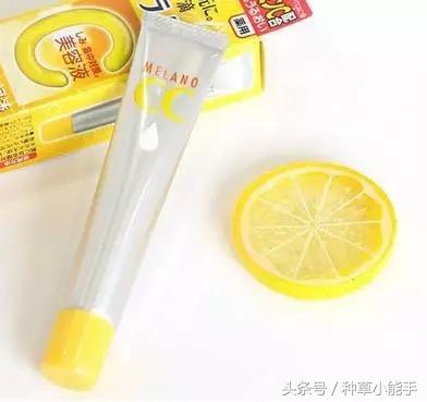 娜扎白到发光完全版,想像古力娜扎一样白得发光