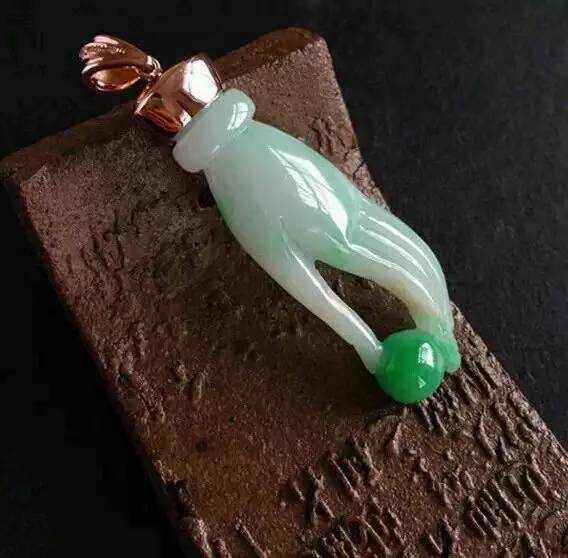 如何找到有缘的翡翠,翡翠一鹿有你合适什么人戴