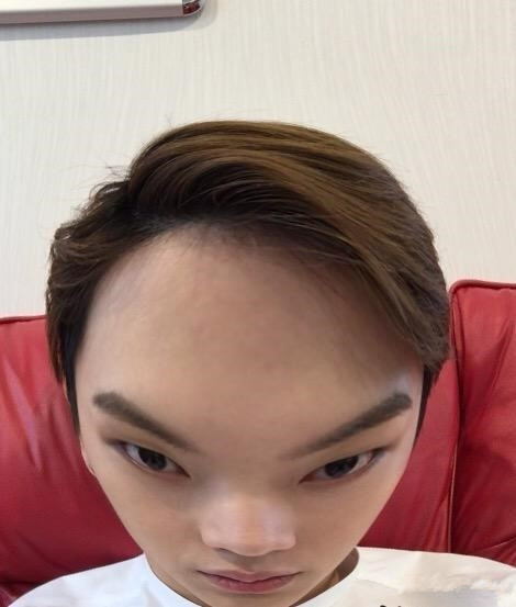 明明靠颜值他偏要靠才华,明明能够靠颜值可他偏要靠才华