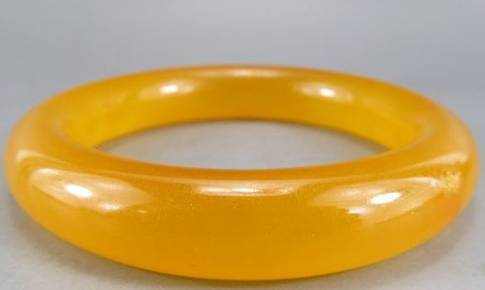 如何找到有缘的翡翠,翡翠一鹿有你合适什么人戴