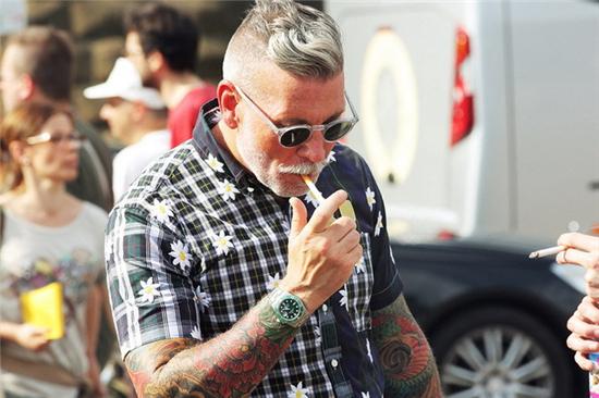 劳力士绿水鬼为什么这么难买,劳力士绿水鬼掉漆