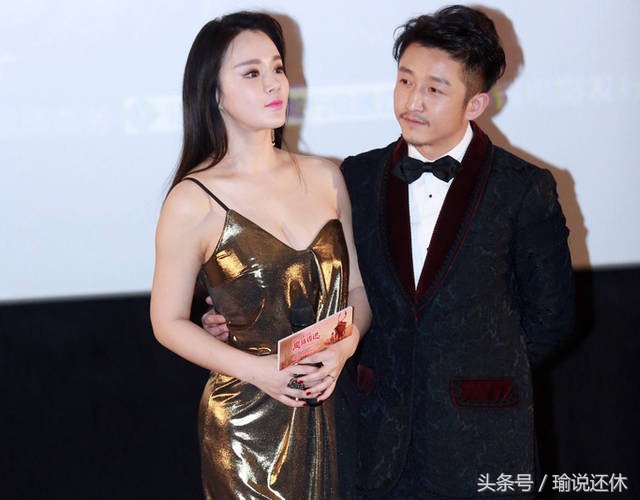 邹市明冉莹颖夫妇运动,邹市明娇妻冉莹颖现身机场