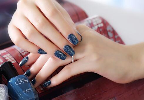 新手如何开一家美甲店,新手小白怎么开一家美甲店