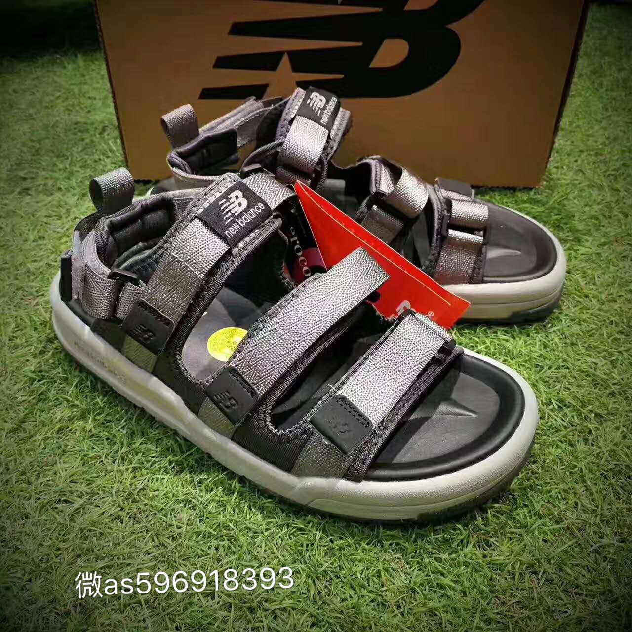 今年流行的凉鞋是哪一些,今年最火的4款凉鞋清爽又时髦