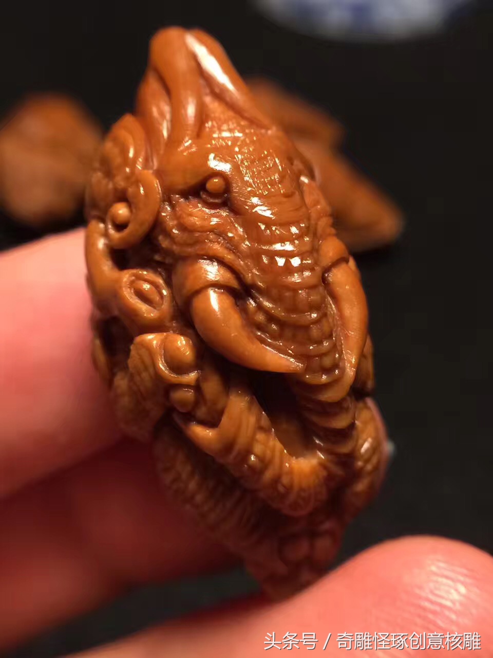 化腐朽为神奇的橄榄核雕,我最喜欢的一串橄榄核雕