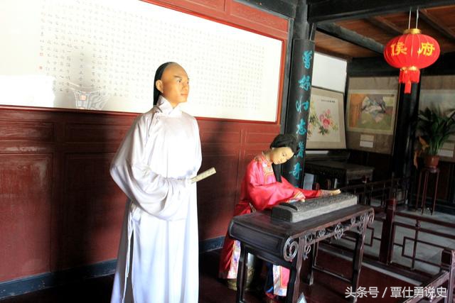 此文坛领袖曾摇笔痛斥崇祯君臣，大义凛然，入清后忍气吞声而死