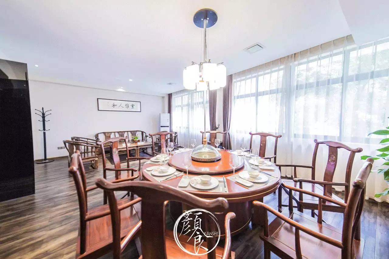 豪华霸王餐来啦推塔海鲜姿造