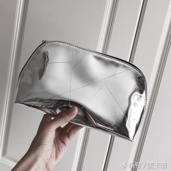 爱红妆也爱武装,爱红装更爱武装图片