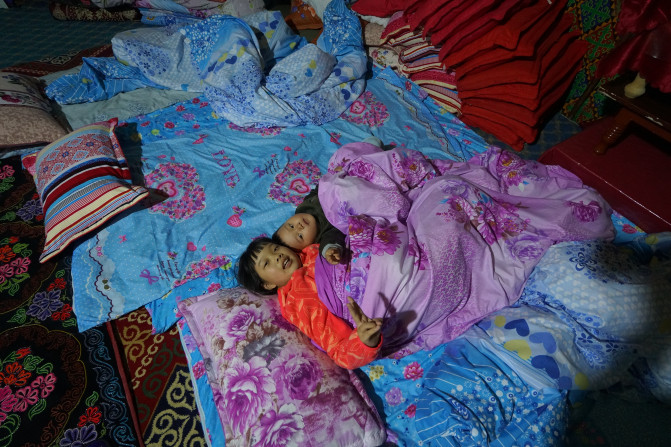 感受大西北的异域风情环疆游结束,南北疆深度游北疆进入南疆