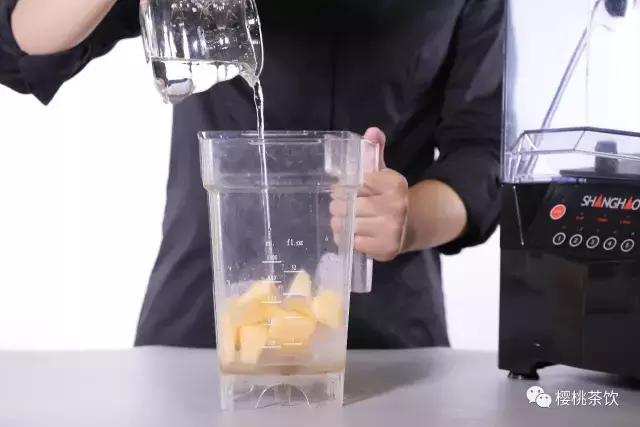 樱桃茶饮奶盖,樱桃饮品奶茶做法