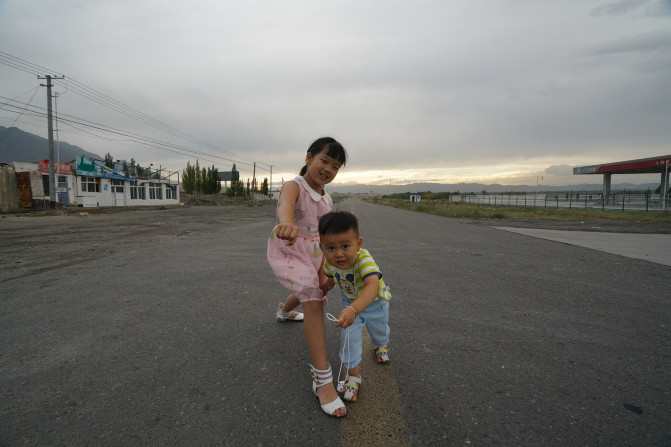 感受大西北的异域风情环疆游结束,南北疆深度游北疆进入南疆